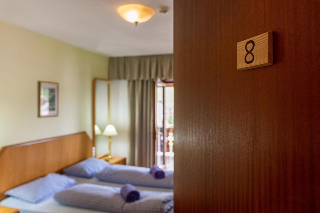 Appartements Pension Sonia 푸네스 외부 사진