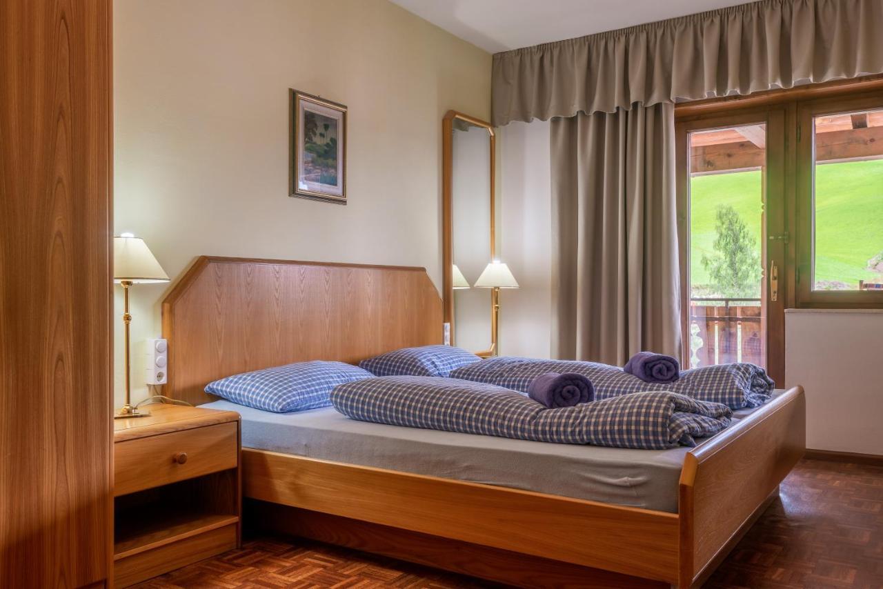 Appartements Pension Sonia 푸네스 외부 사진